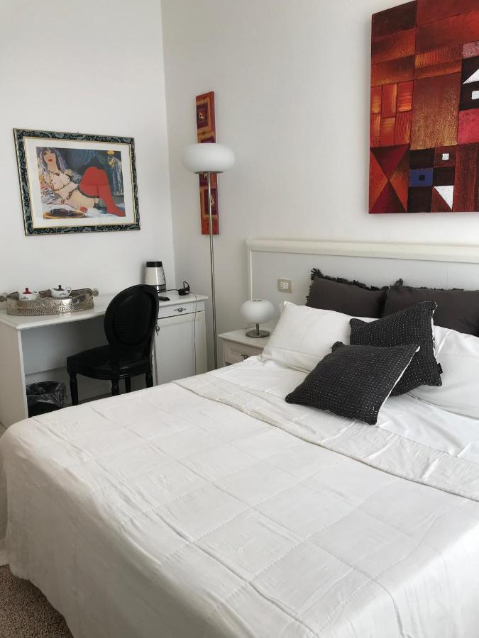 B&B Nike - Rooms Only Syracuse Екстер'єр фото